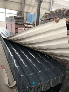 四川小區車棚采用樹脂瓦 美觀耐用，防腐耐候的智慧選擇